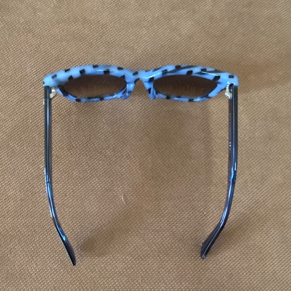 New - Gucci Blue Mirrored Sunglasses - Picture 5 of 6